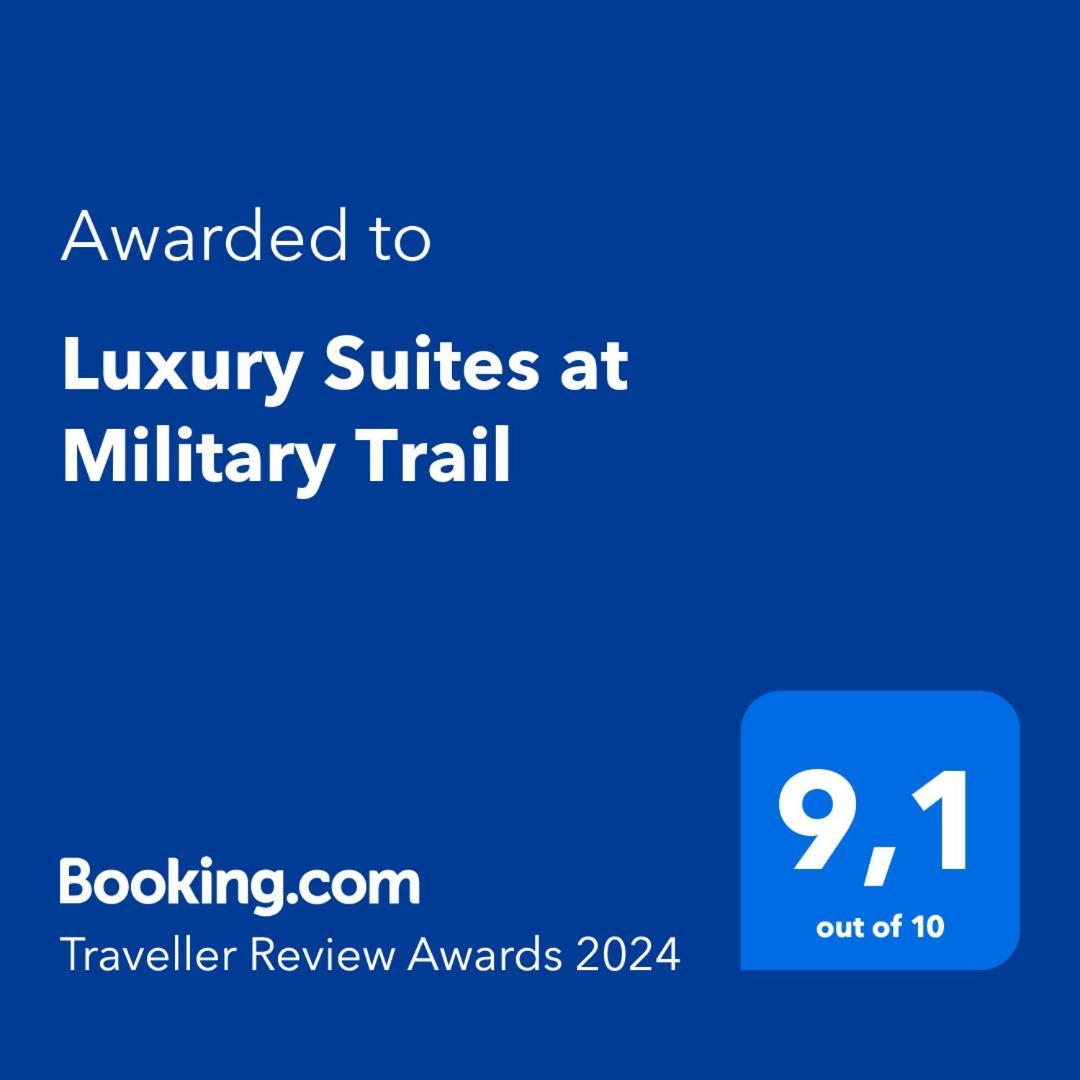 Luxury Suites At Military Trail Toronto Exterior foto